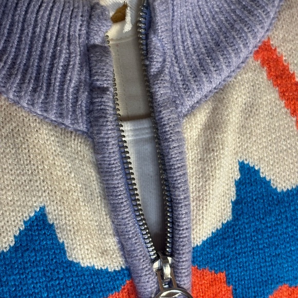 BDG Pullover Purple Star Sweater  size small - Picture 2 of 7